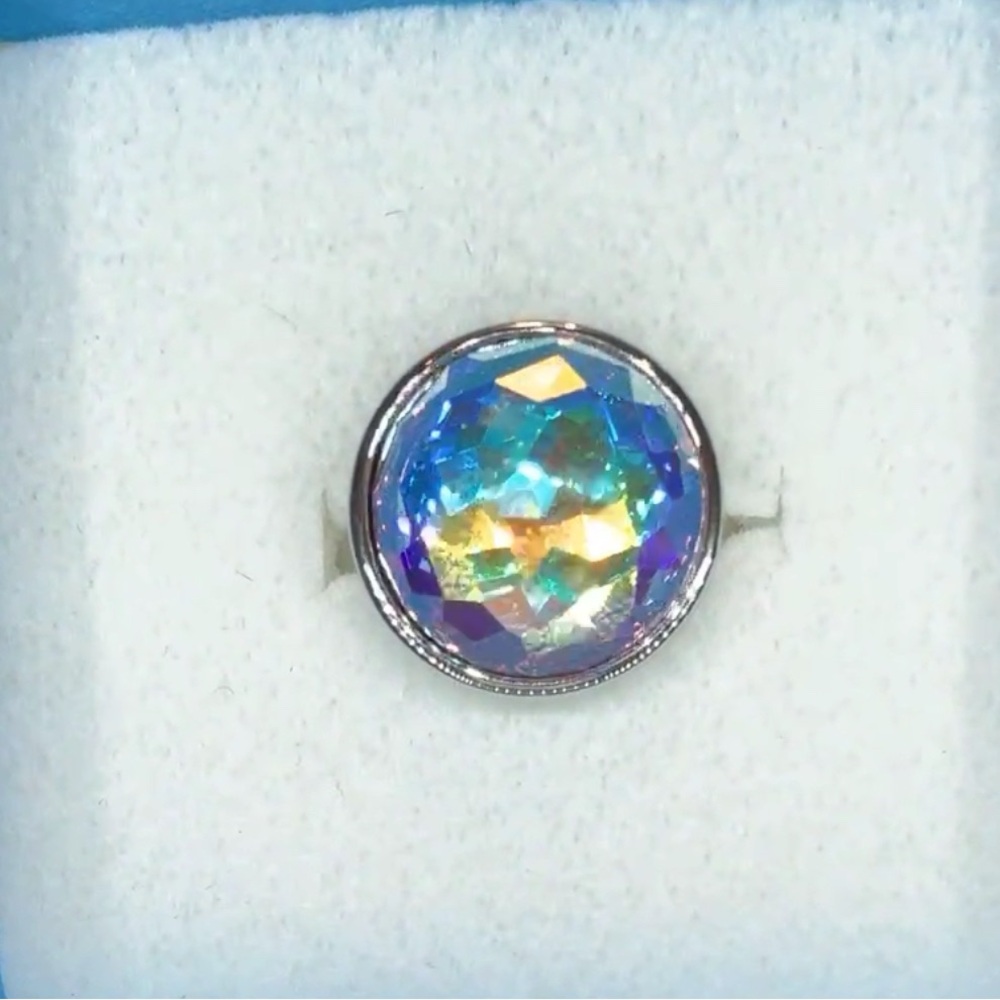 Touchstone Crystal Aurore Boreale ring size 7 Swarovski iridescent bling BNIB - Picture 4 of 9